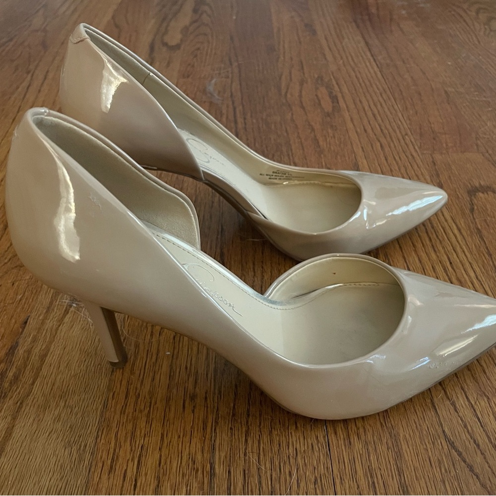 Nude patent leather Jessica Simpson pumps